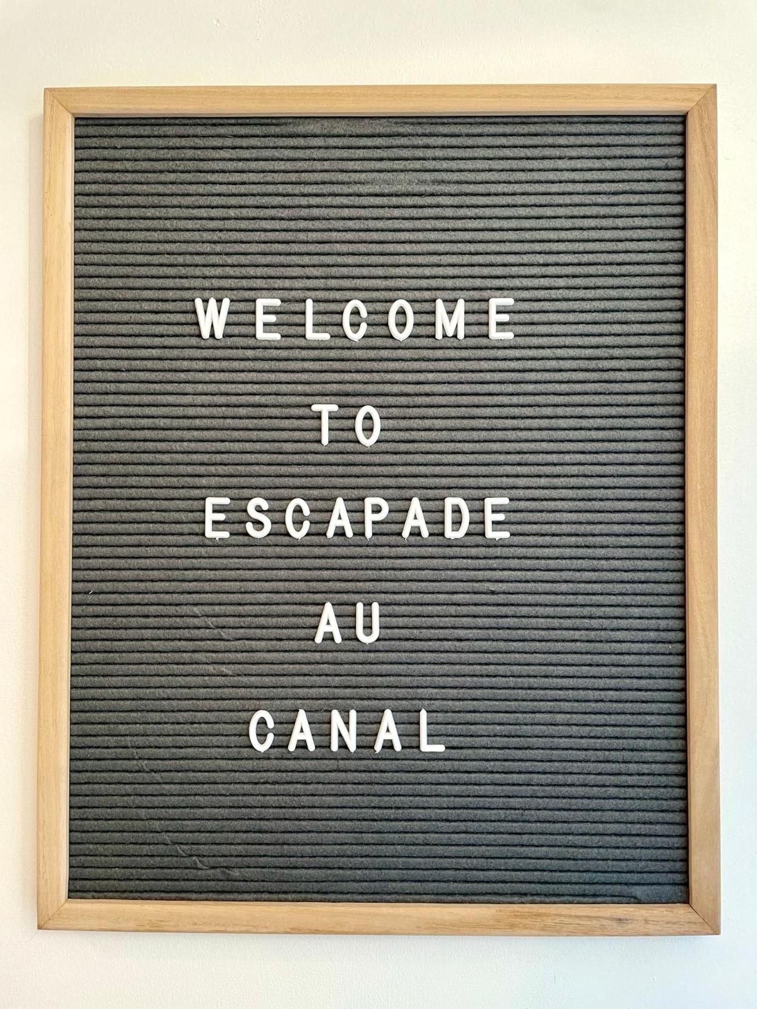 Bienvenue Sur L'Escapade Au Canal Castets-en-Dorthe エクステリア 写真